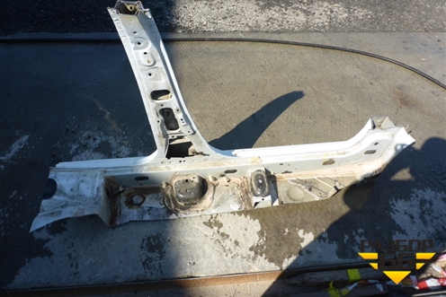 Порог со стойкой левый для Renault Logan с 2004-2015г (Логан)