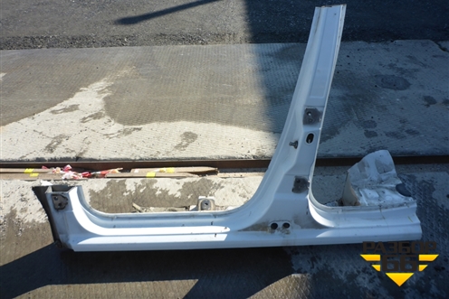 Порог со стойкой левый для Renault Logan с 2004-2015г (Логан)