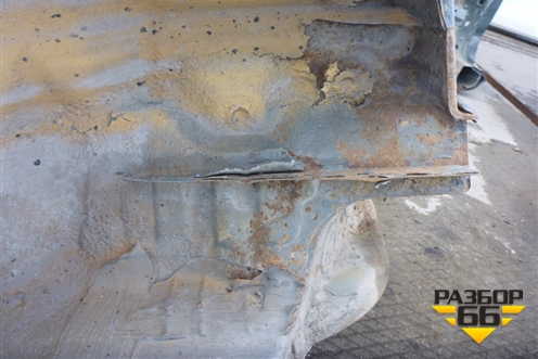 Крыло заднее правое для Mitsubishi Colt с 2004г (Кольт)