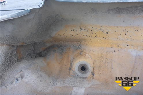 Крыло заднее правое для Mitsubishi Colt с 2004г (Кольт)