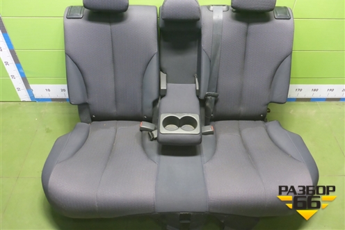 Сиденье заднее (хетчбэк) для Nissan Tiida (C11X) с 2004-2013г (Тиида)