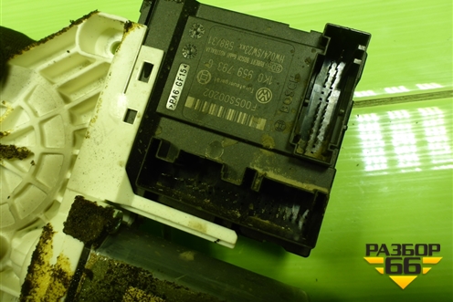 Моторчик стеклоподъёмника передний левый (1K0959793G) для Volkswagen Golf V с 2003-2009г (Гольф 5)