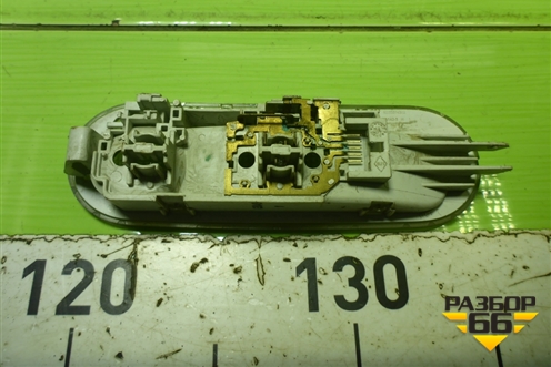 Плафон салонный (8200074362) для Renault Logan с 2004-2015г (Логан)