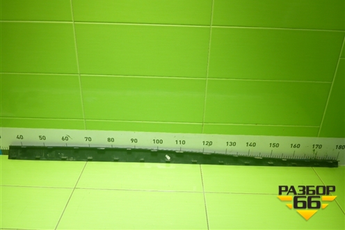 Накладка на порог наружная правая (769513147R) для Renault Duster I с 2010-2021г (Дастер)