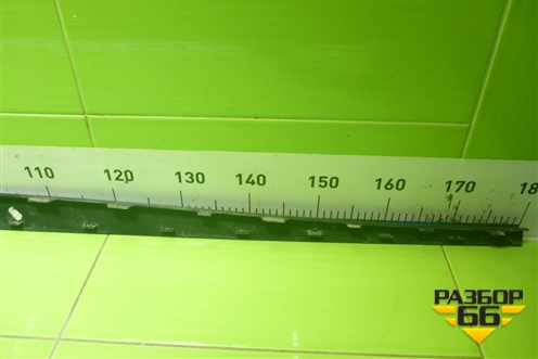 Накладка на порог наружная правая (769513147R) для Renault Duster I с 2010-2021г (Дастер)