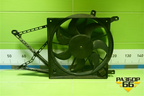 Вентилятор охлаждения радиатора (0130303841) для Opel Astra G 1998-2005г (Астра Г)