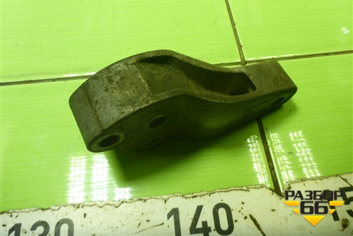 Кронштейн двигателя правый (1.3л Z3) (MR594202) для Mitsubishi Colt с 2004г (Кольт)
