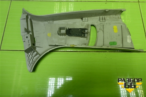 Обшивка стойки центральная верхняя левая (BS71A24583A) для Ford Mondeo 4 с 2006-2014г