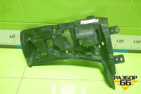 Кронштейн заднего бампера правый (задний) (51128069246) для BMW X5 G05 с 2018г (Х5 Г05)