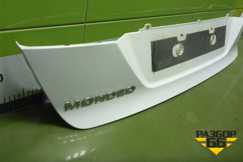 Накладка крышки багажника (до 2010г нижняя под номер) (BS71A423A40A) для Ford Mondeo 4 с 2006-2014г (Мондео)