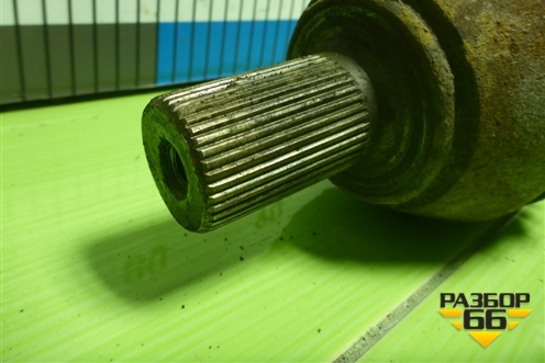 Привод передний правый (шлиц внутр-28, наруж-40) для Ford Mondeo 4 с 2006-2014г (Мондео)