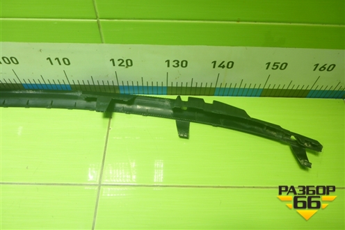 Кронштейн переднего бампера центральный (нижний) (51117385287) для BMW 5-серия G30 с 2017г