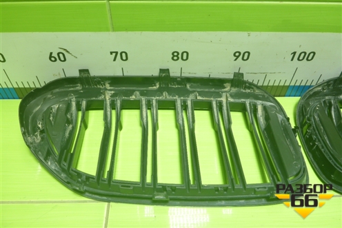 Решетка радиатора (комплект не оригинал) для BMW 5-серия G30 с 2017г