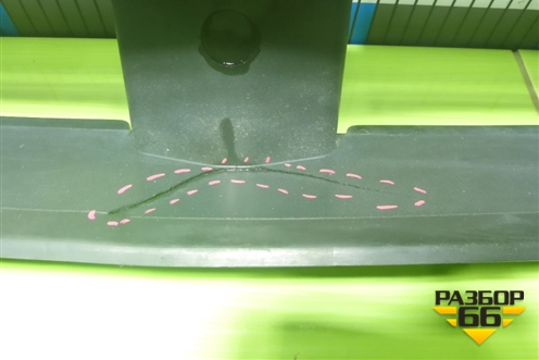 Воздуховод радиатора нижний (51137359838) для BMW 5-серия G30 с 2017г