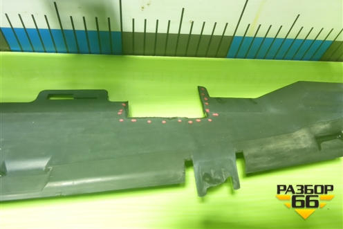 Воздуховод радиатора нижний (51137359838) для BMW 5-серия G30 с 2017г