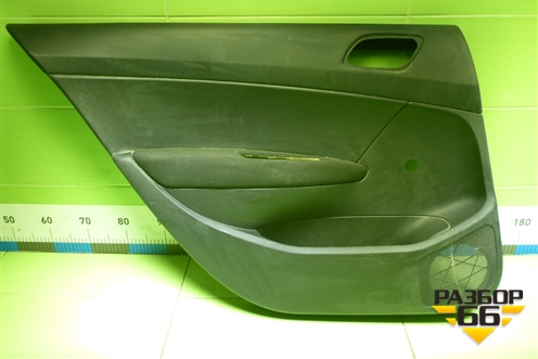 Обшивка двери задней левой под механику (96765316ZD) для Peugeot 408 с 2012г