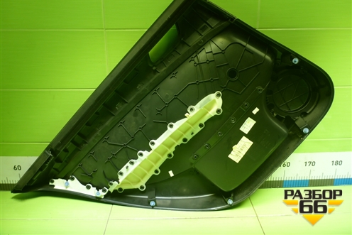 Обшивка двери задней правой под механику (96765267ZD) для Peugeot 408 с 2012г