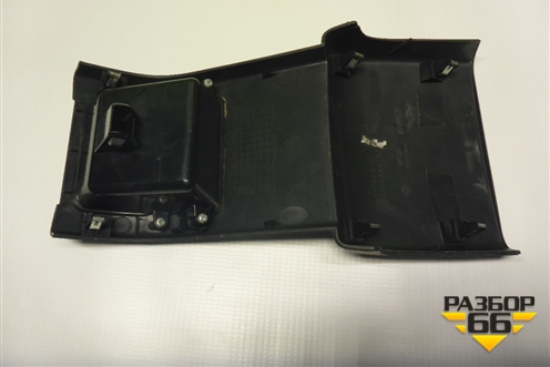 Накладка внутренняя (на консоль задняя) (96931EL01A) для Nissan Tiida (C11X) с 2004-2013г (Тиида)