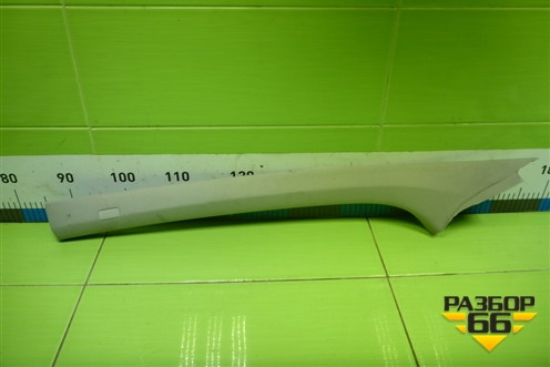 Обшивка стойки лобового стекла левая (9657436977) для Peugeot 408 с 2012г