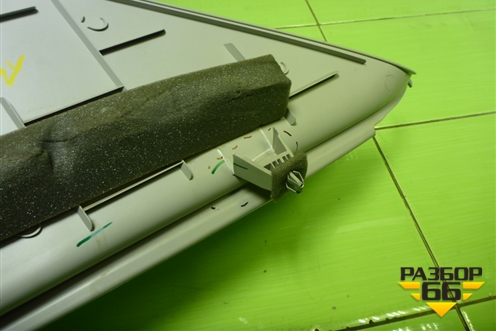 Обшивка стойки задняя верхняя левая (9677244577) для Peugeot 408 с 2012г