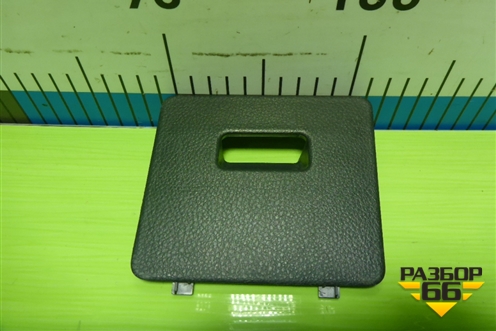 Крышка блока предохранителей (на торпедо) (68964EL00A) для Nissan Tiida (C11X) с 2004-2013г (Тиида)