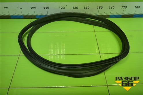 Уплотнитель двери задней правой для Peugeot 408 с 2012г