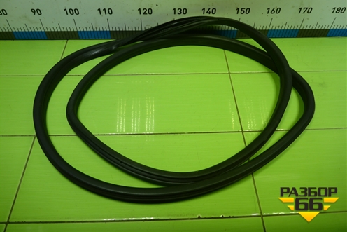 Уплотнитель двери передней правой для Peugeot 408 с 2012г