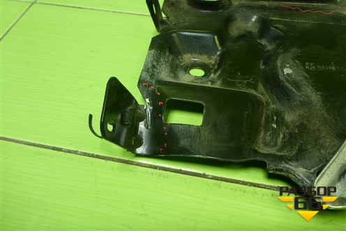 Площадка под аккумулятор для Peugeot 408 с 2012г