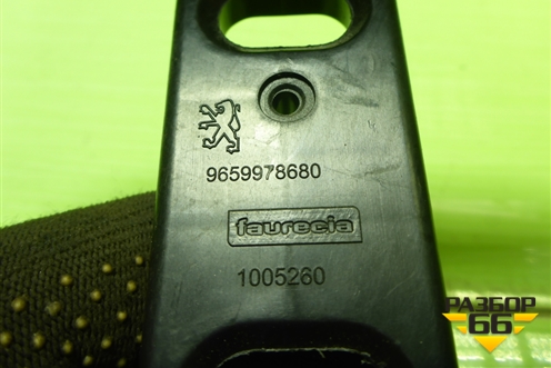 Кронштейн торпедо (9659978680) для Peugeot 408 с 2012г