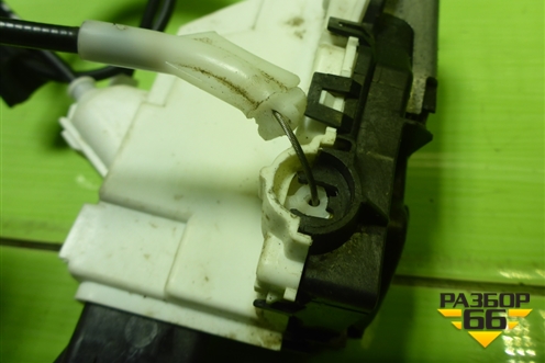 Замок двери задней левой для Peugeot 408 с 2012г