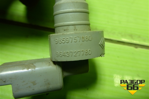 Датчик уровня жидкости в бачке омывателя (9659757080) для Peugeot 408 с 2012г