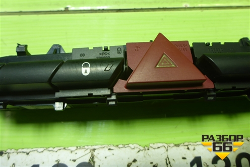 Модуль кнопок (9659417177) для Peugeot 408 с 2012г