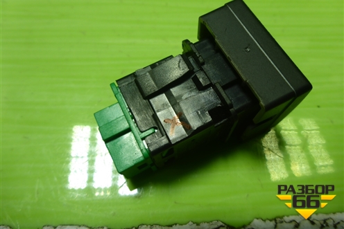 Кнопка открывания багажника для Peugeot 408 с 2012г