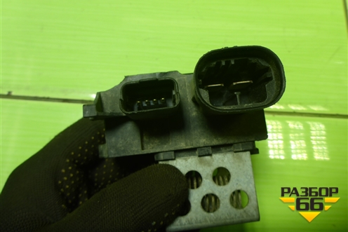 Резистор вентилятора (9673999980) для Peugeot 408 с 2012г