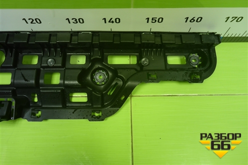 Кронштейн заднего бампера центральный (51127425449) для BMW X6 G06 с 2019г (Х6 Г06)