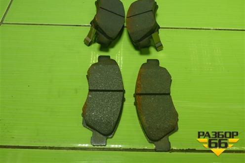 Колодки тормозные передние (новые) (45022SAAE51) для Honda Jazz(GD) с 2002-2008г (Джаз)