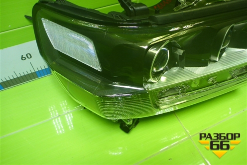 Фара правая (после 2015г Led Exесutive Blаck) (PZ36760556) для Toyota Land Cruiser (200) с 2008г (Ленд Крузер)