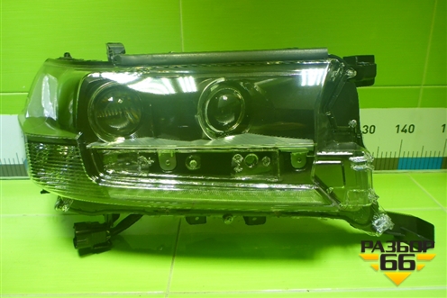 Фара правая (после 2015г Led Exесutive Blаck) (PZ36760556) для Toyota Land Cruiser (200) с 2008г (Ленд Крузер)