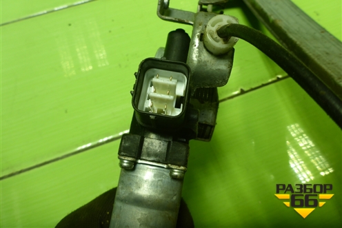 Стеклоподъёмник электрический передний правый для Mitsubishi Lancer-9  с 2003-2008г (Лансер)