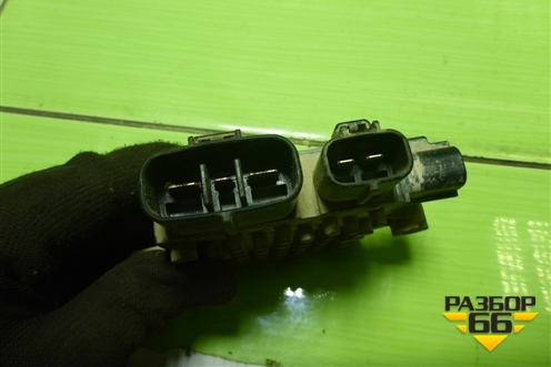 Блок управления вентилятором для Mitsubishi Lancer-9  с 2003-2008г (Лансер)