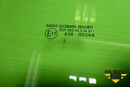 Стекло двери передней правой (5ти дверный кузов) для Opel Corsa D с 2006-2014г (Корса Д)