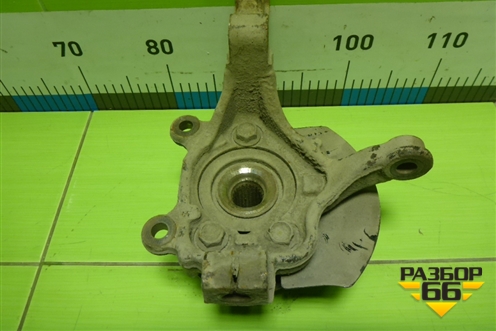 Кулак поворотный передний правый для Nissan Tiida (C11X) с 2004-2013г (Тиида)