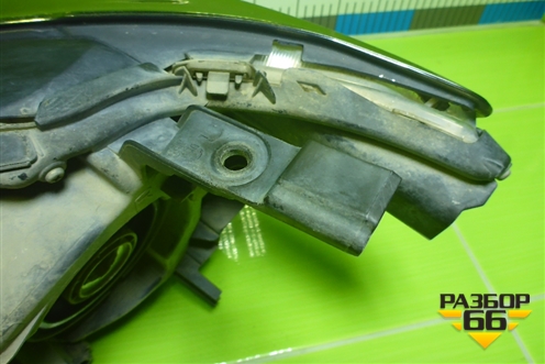 Фара правая (после 2014г галоген) (8113033771) для Toyota Camry V50 с 2011-2018г (Камри)