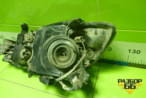 Фара правая (галоген) (MN175804) для Mitsubishi Lancer-9  с 2003-2008г (Лансер)