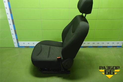 Сиденья комплект (без подогрева без AIR BAG) для Peugeot 408 с 2012г