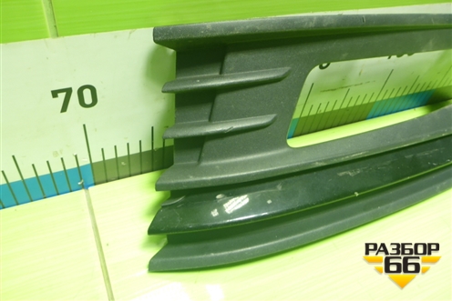 Накладка ПТФ левая (после 2015г) (6RU853665F) для Volkswagen Polo (седан) с 2010г (Поло)