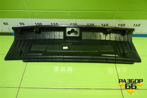 Обшивка багажника на заднюю панель (6RU863459A) для Volkswagen Polo (седан) с 2010г (Поло)