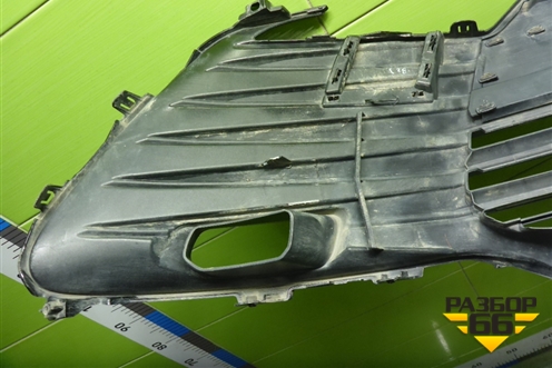 Решетка в передний бампер центральная (после 2020г) (5311306240) для Toyota Camry V70 с 2017г (Камри)