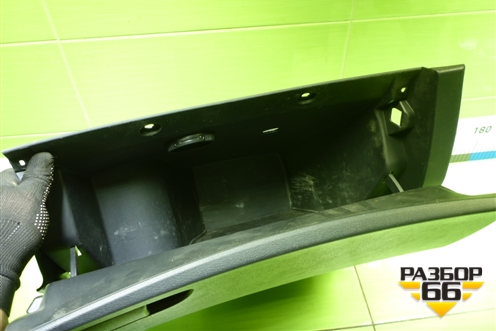 Бардачок (77500SMGG010) для Honda Civic 5D с 2005-2011г (Цивик)