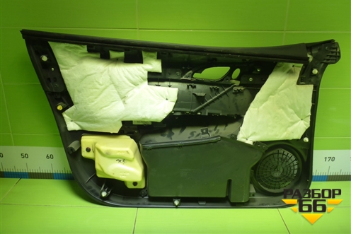 Обшивка двери передней правой под электрику (5ти дверный кузов) (83500SMGE01155) для Honda Civic 5D с 2005-2011г (Цивик)